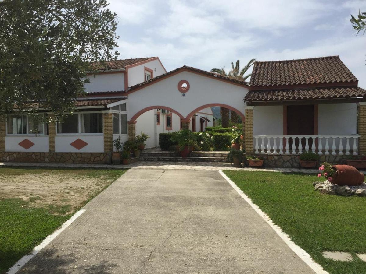 Villa Yannis Roda  Exterior foto